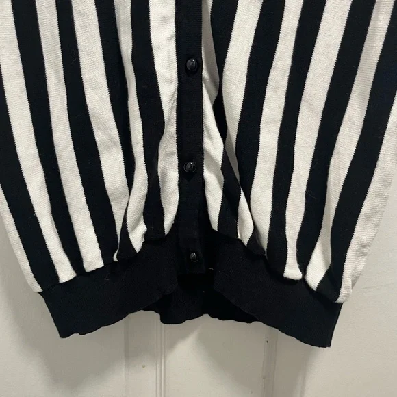 Collectif Lailie Striped 60's Cardigan Black White Buttons - 2X - EUC - Picture 5 of 12